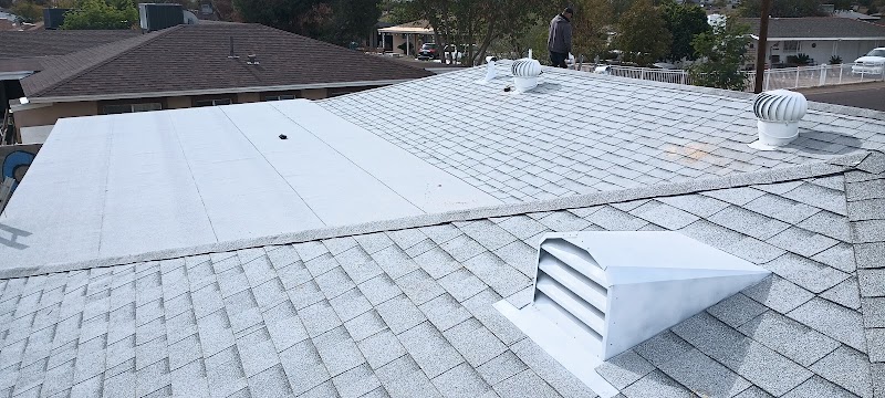 Reyes Roofing LLC photo 3
