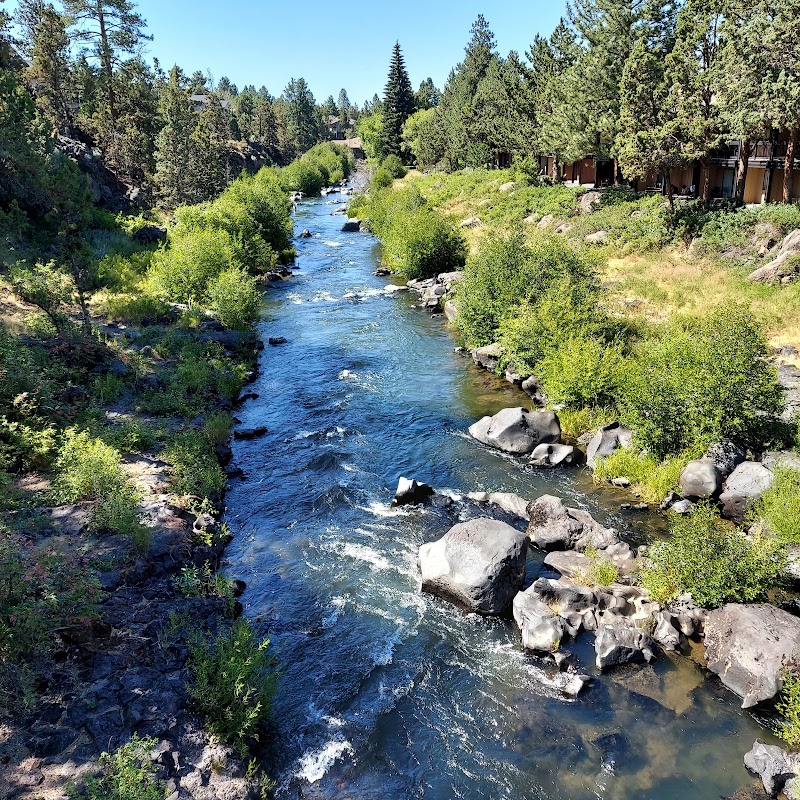 Riverhouse Lodge - Photo 1