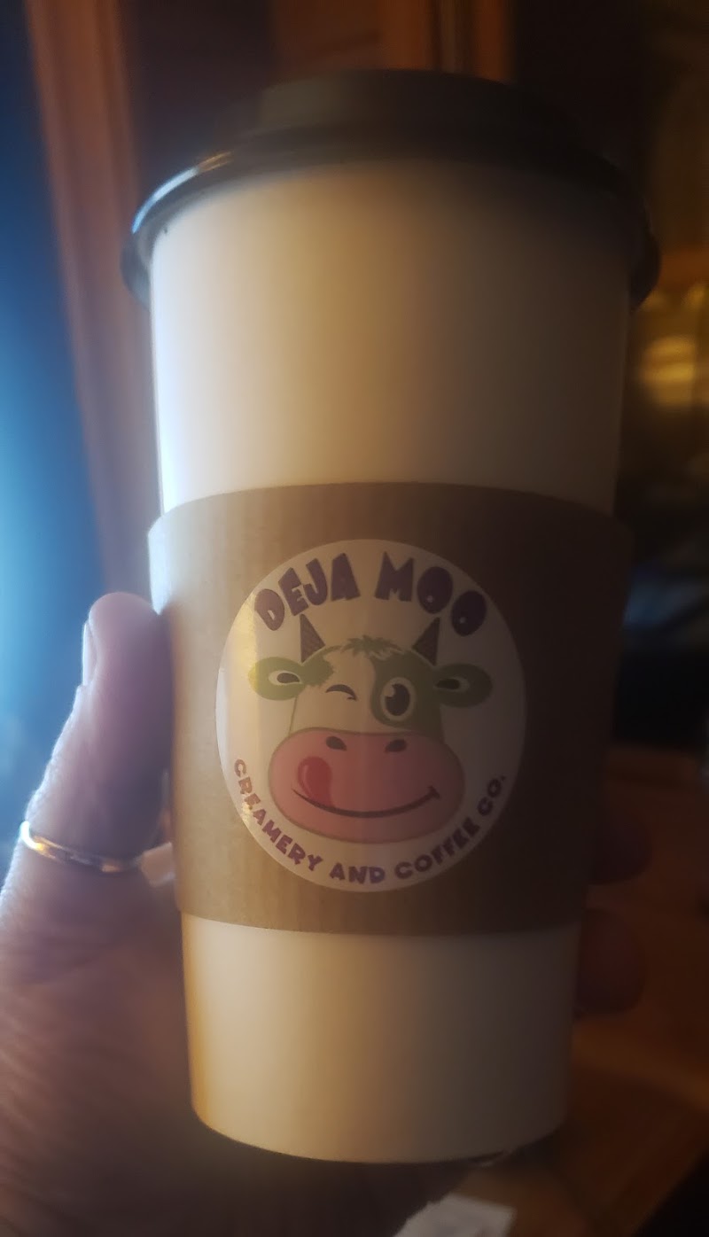 Deja Moo photo 4
