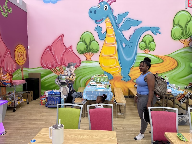 Kids Empire Phoenix Laveen photo 3