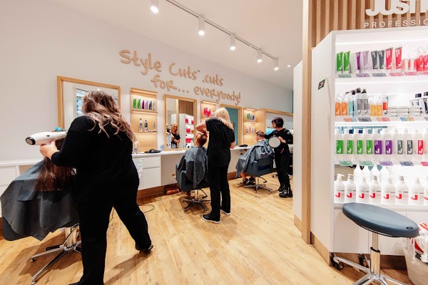 Just Cuts Penrith photo 3