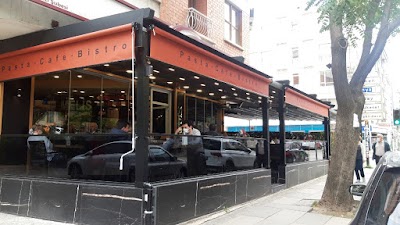Melis Pastanesi - Kafe