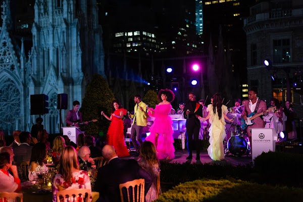 On The Move Entertainment — featured vendor