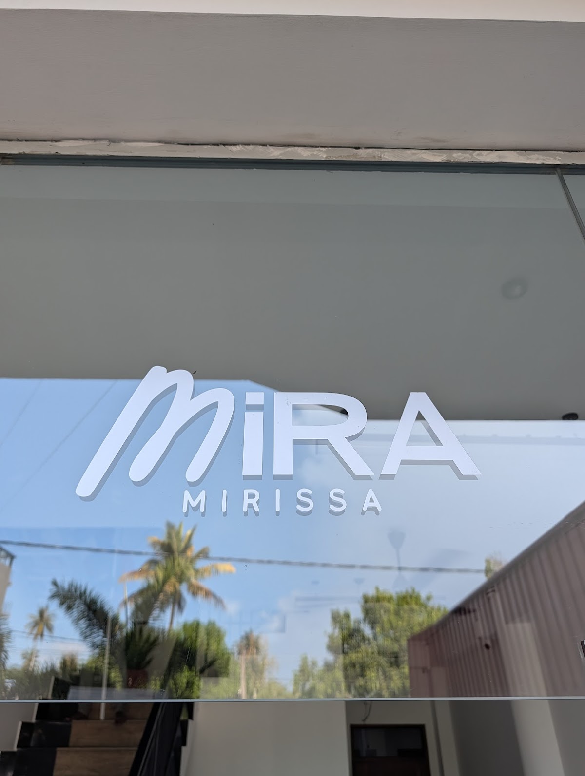 Mira Mirissa: Pilates, Yoga, Coworking, Cafe, Hostel, Hotel