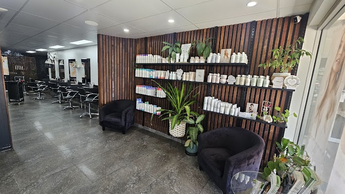 By George Hairdressing photo 2