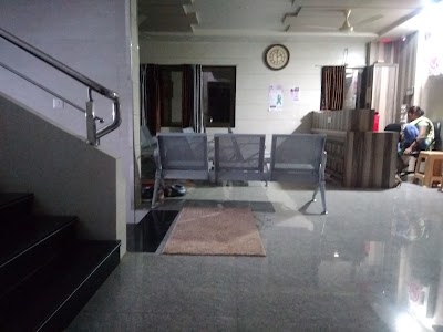 Dr Dudhat Gynec Hospital - Image 2