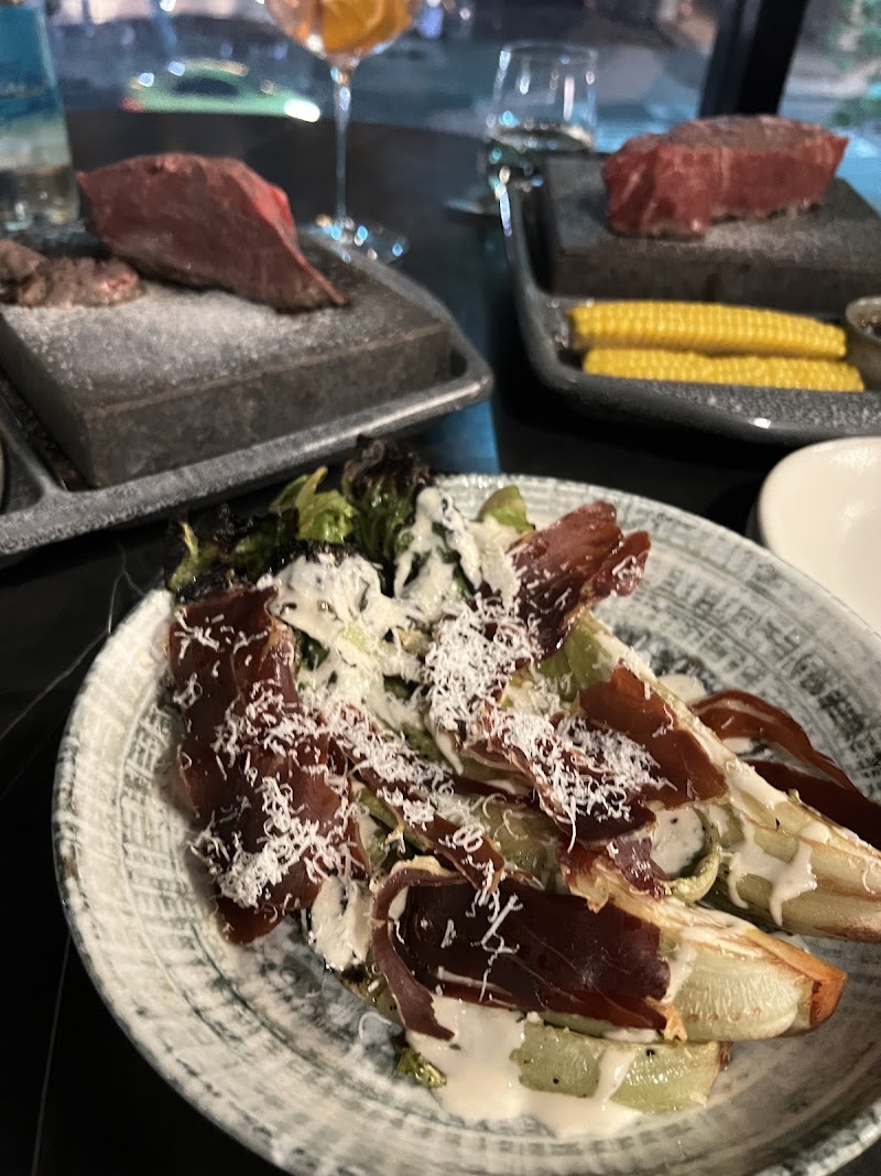 Verandah Dining at The Strathmore – Level 1 photo 10