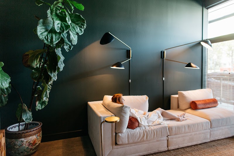 Pavitra Organic Day Spa