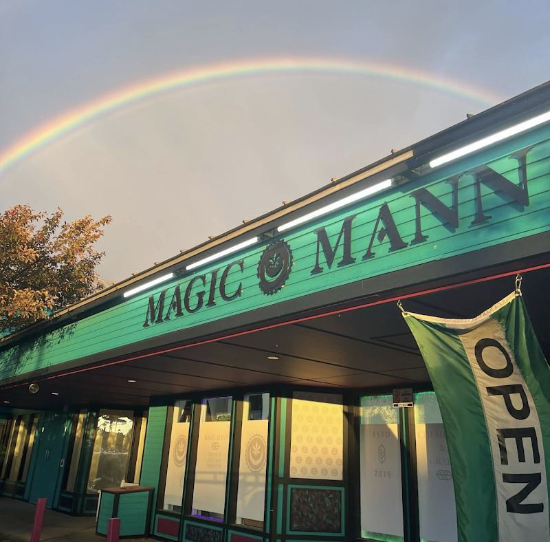 Video tour of Magic Mann Weed Dispensary Essex retail environment
