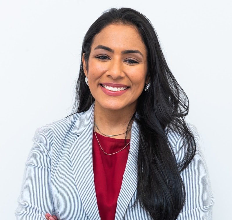 Nigri Odontologia - Implante | Bruxismo | Restauração em Resina | Clareamento Dental | Harmonização Orofacial