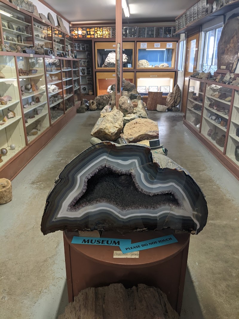 Richardson's Rock Ranch - Photo 4