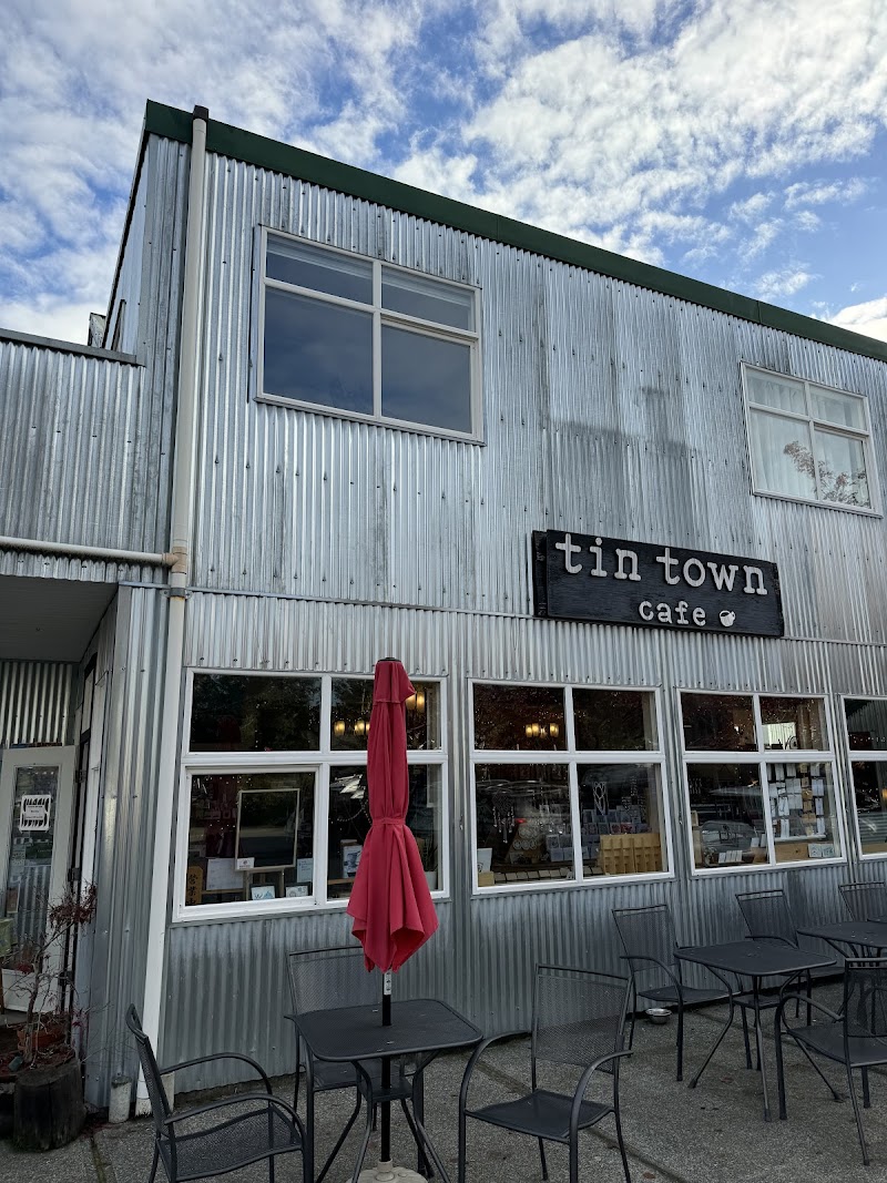 Tin Town Cafe photo 4