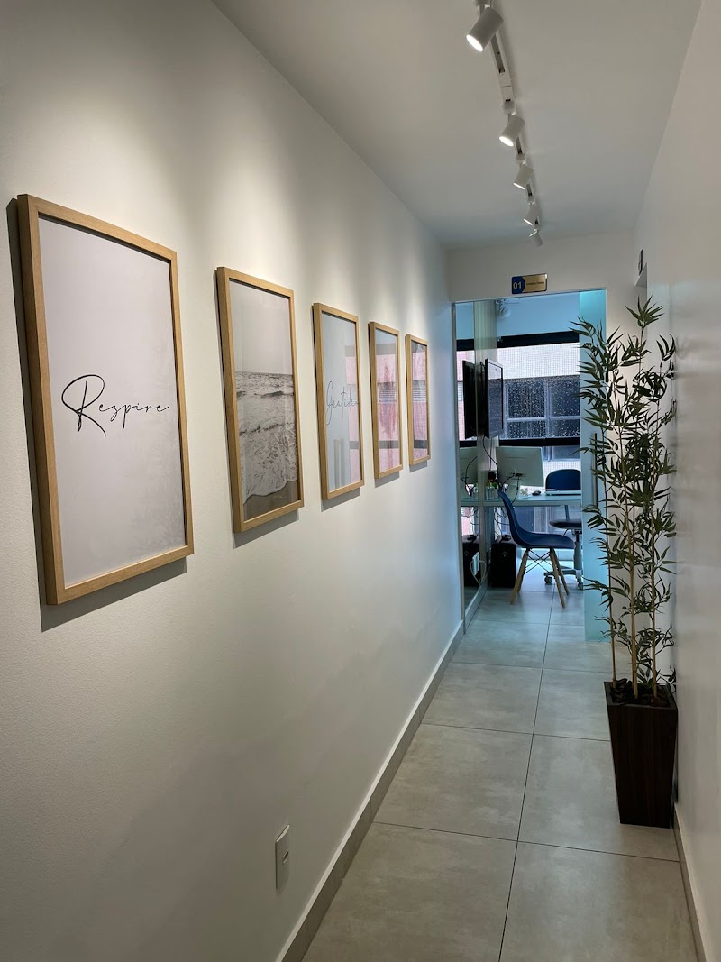 Dra. Fabiula Dantas Barbiero - Renovare Odontologia Especializada - foto 4