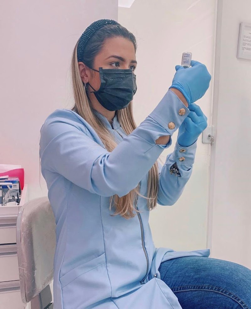 Dra. Isis Salgado - foto 4