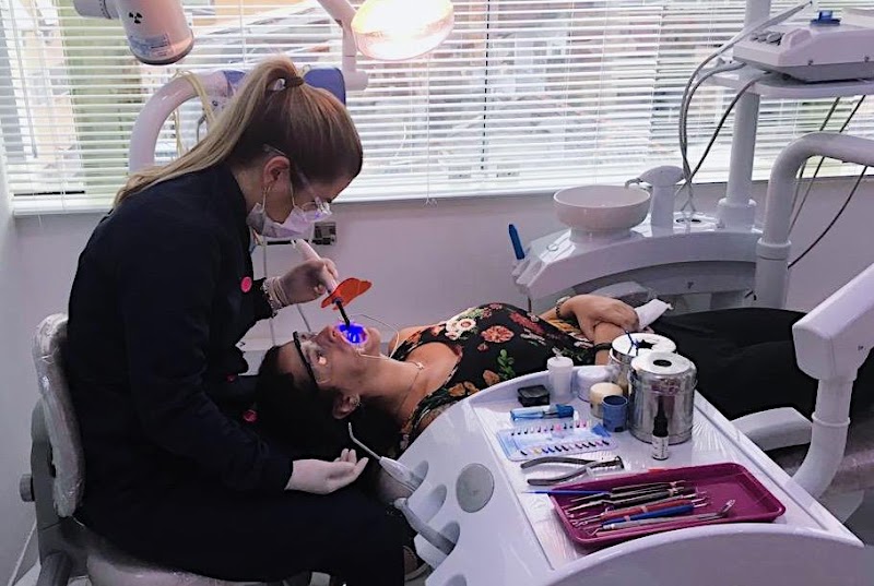 Dra. Isis Salgado - foto 2