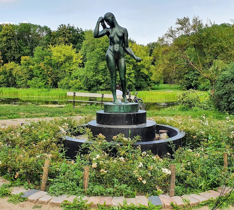 Skaryszewski Park named after Ignacy Jan Paderewski fotoğraf 1