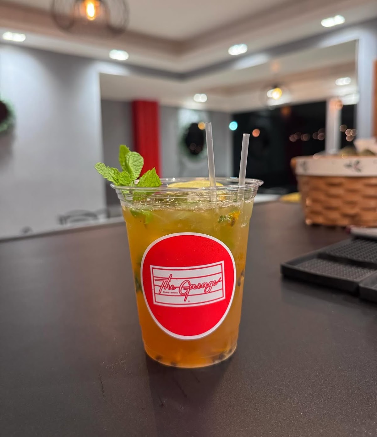 The Garage Food & Drinks - Imagen 2