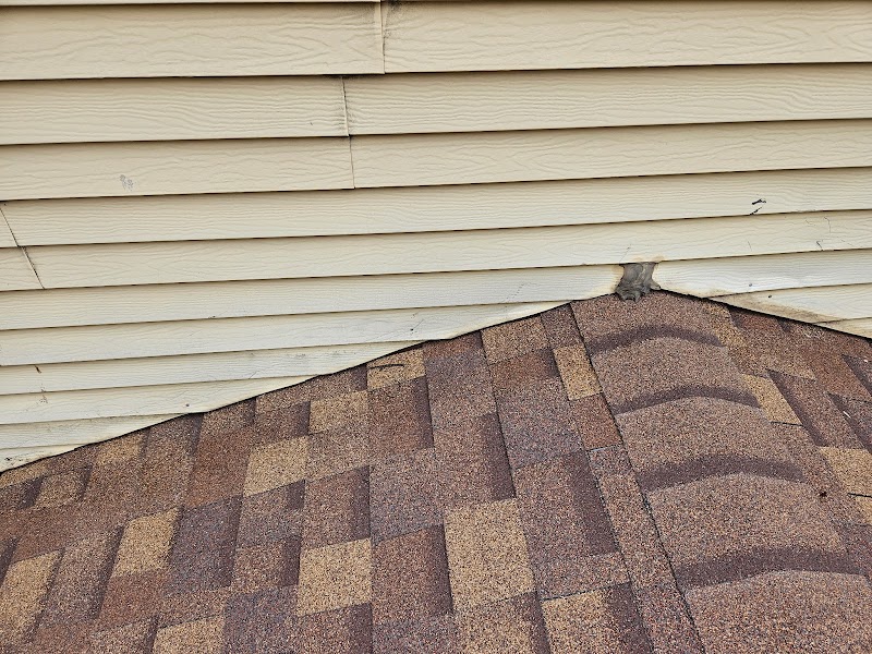 Salinas Roofing, Siding, & Exteriors photo 3