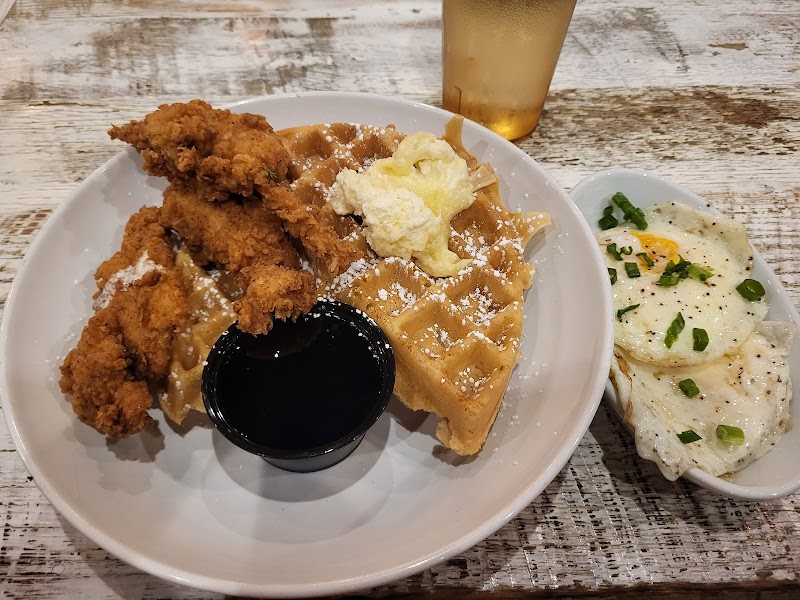 Frog & the Hen photo 3