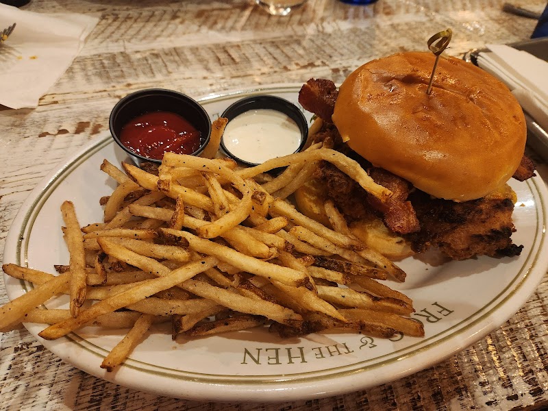 Frog & the Hen photo 4