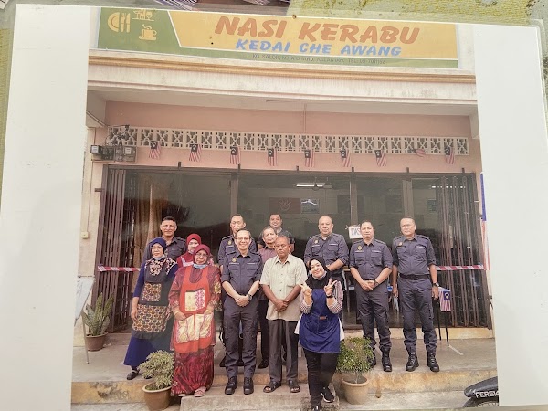 Restoran Nasi Kerabu Che Awang - Photo 1