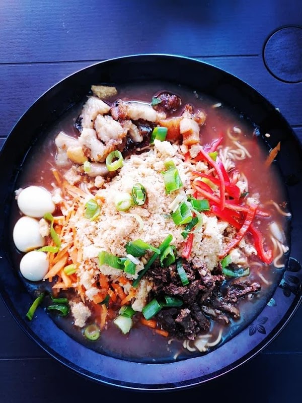 MAMP Authentic Pansit Batil Patong & Pansit Cabagan