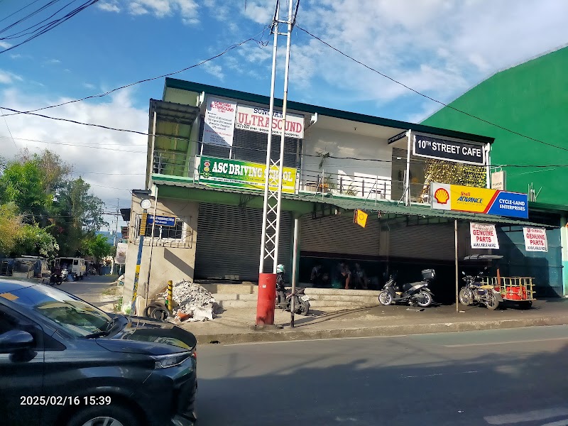 10th Street Cafe