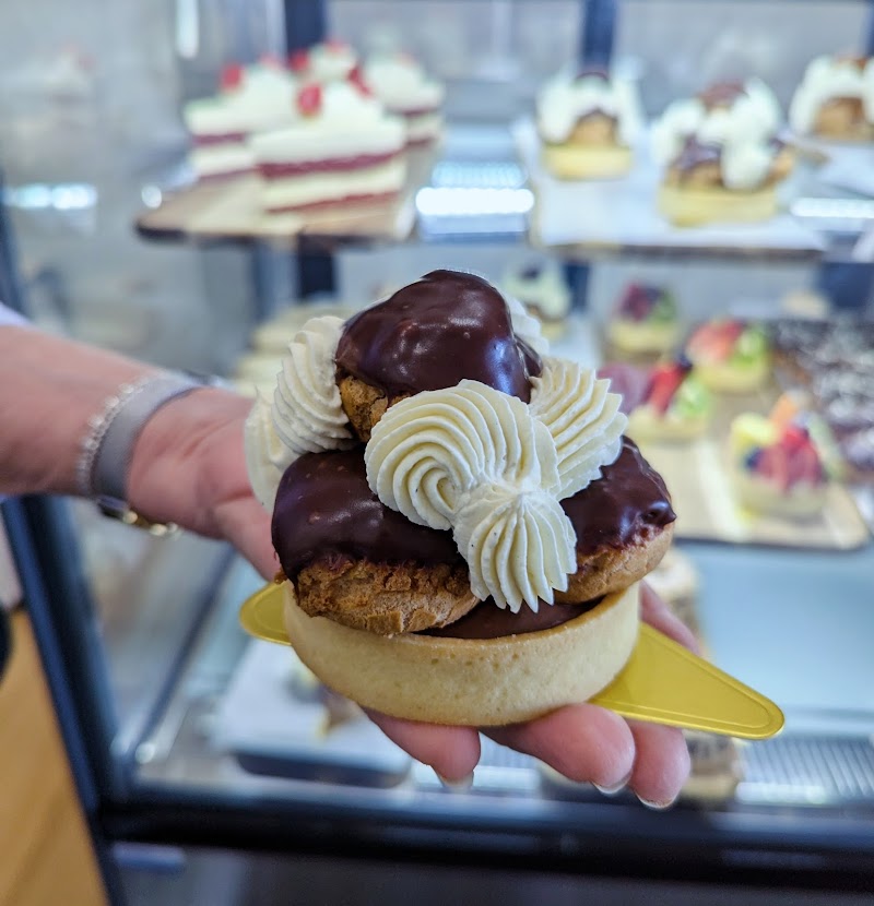 22 Cribb St French Pâtisserie Caloundra photo 10