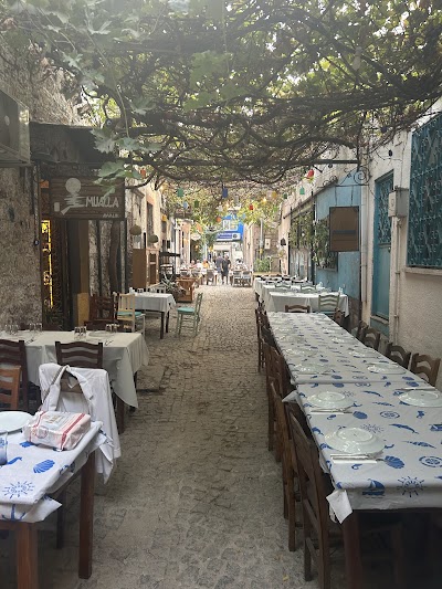 Ayvalık Meyhanesi - Restoran