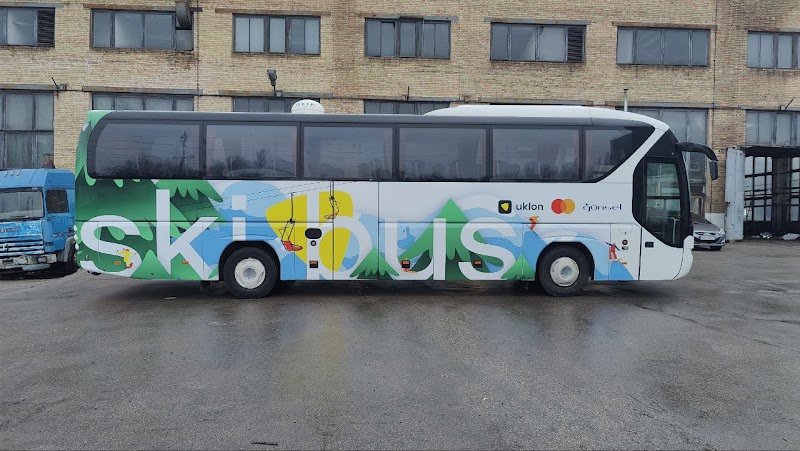 Револт брендінг — реклама на авто, транспорті, білбордах Києва, Дніпра та регіонів України.