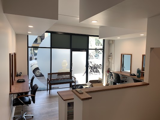 BISOU HAIR Artistry (Burleigh Heads)