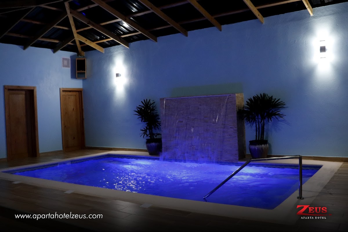 Zeus Aparta Hotel - Imagen 3