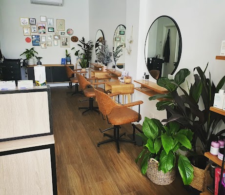 Mane St. Hair Studio