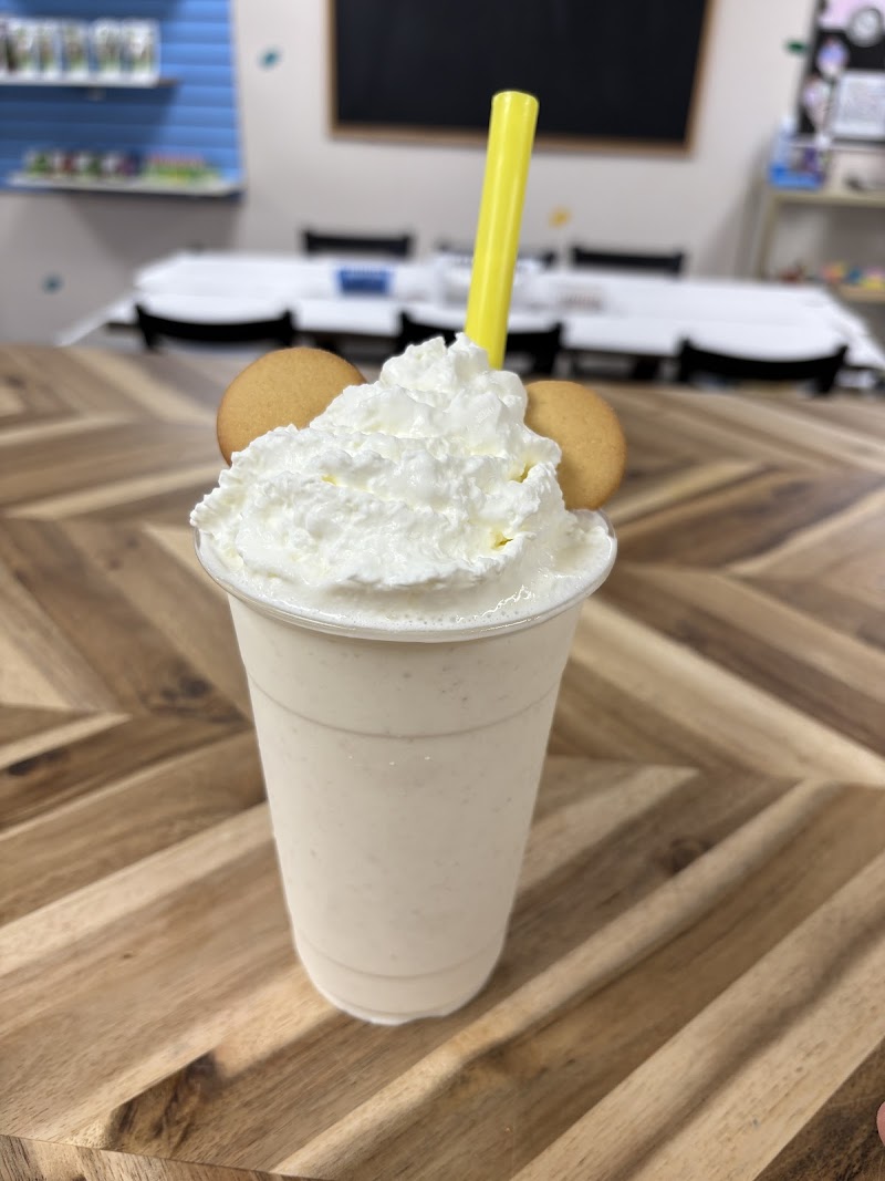 Shay N Chell's Scoops photo 2