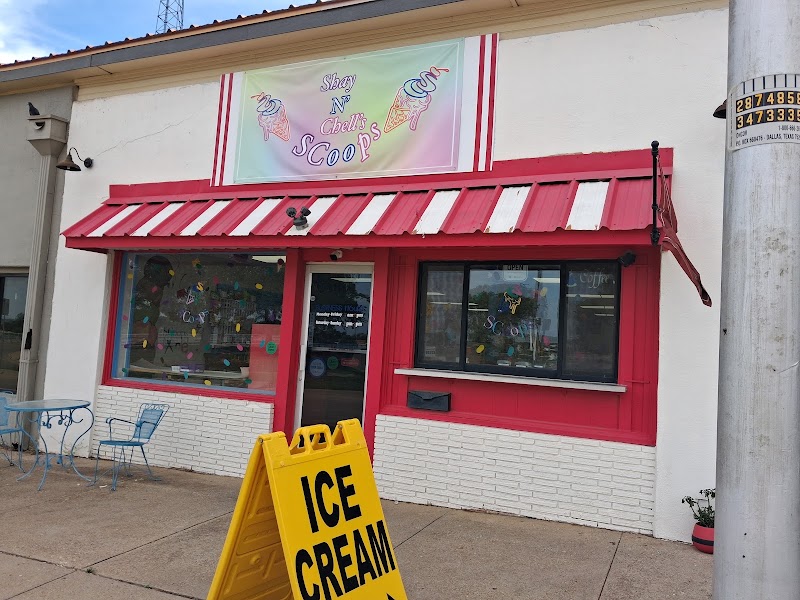 Shay N Chell's Scoops photo 3