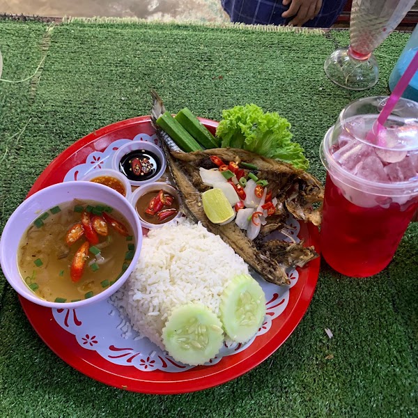 Family Seafood 2 - Photo 1