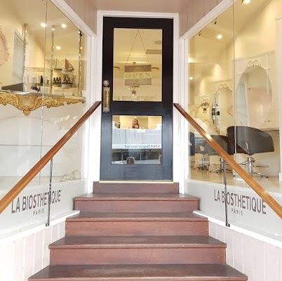 Simply Shine photo 2