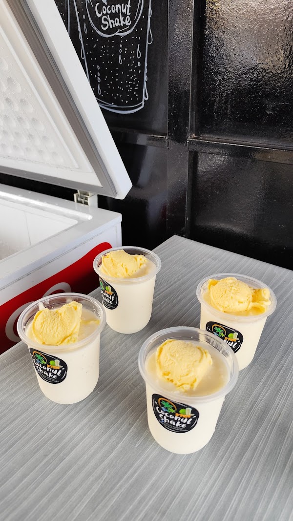 D'Paya Empire Coconut Shake - Photo 1