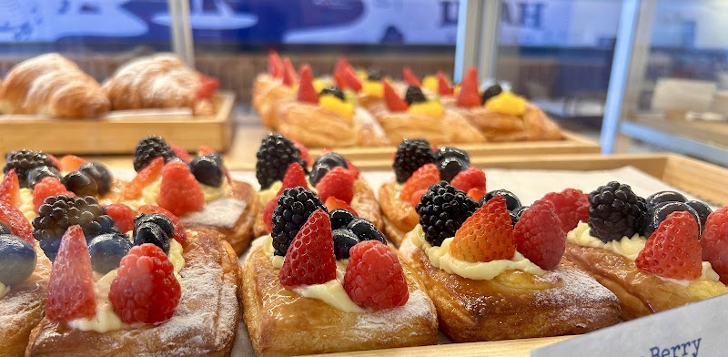 Paris Baguette photo 2