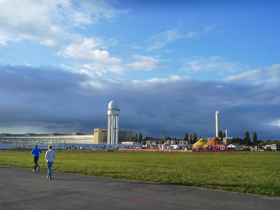 Tempelhofer Feld fotoğraf 1