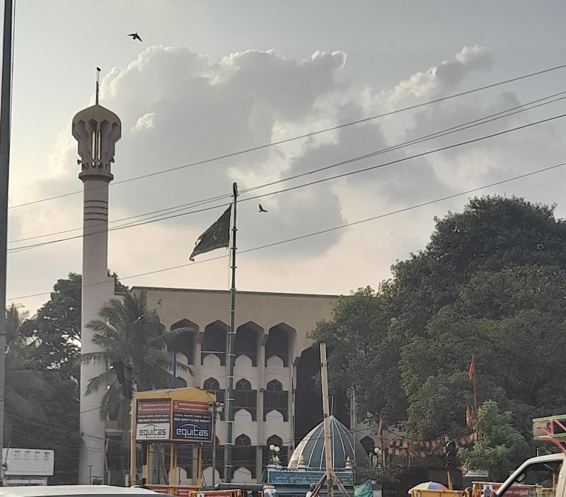 Makkah Masjid and Islamic Center photo 2