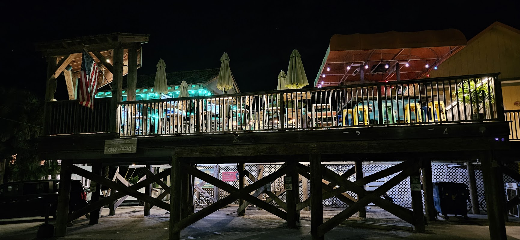 Loggerhead's Beach Grill photo 2