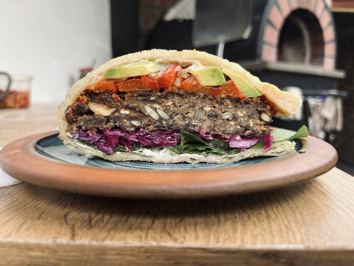 Liola Vegan Kitchen — photo 2