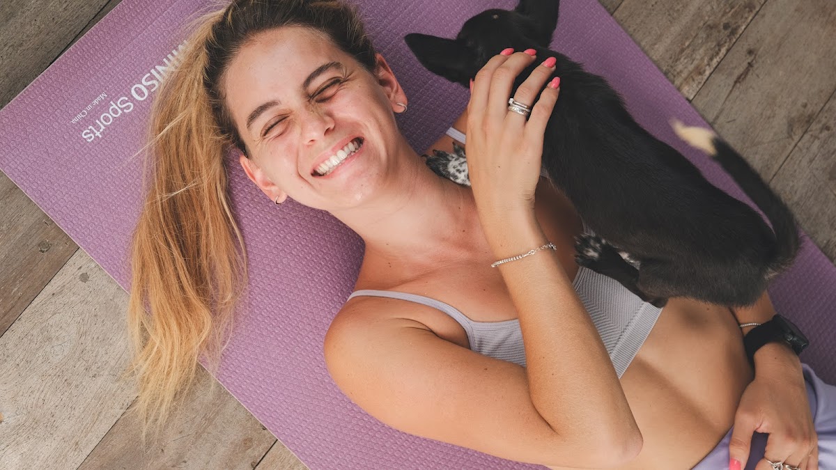 Happy Puppy Yoga Bali - Canggu