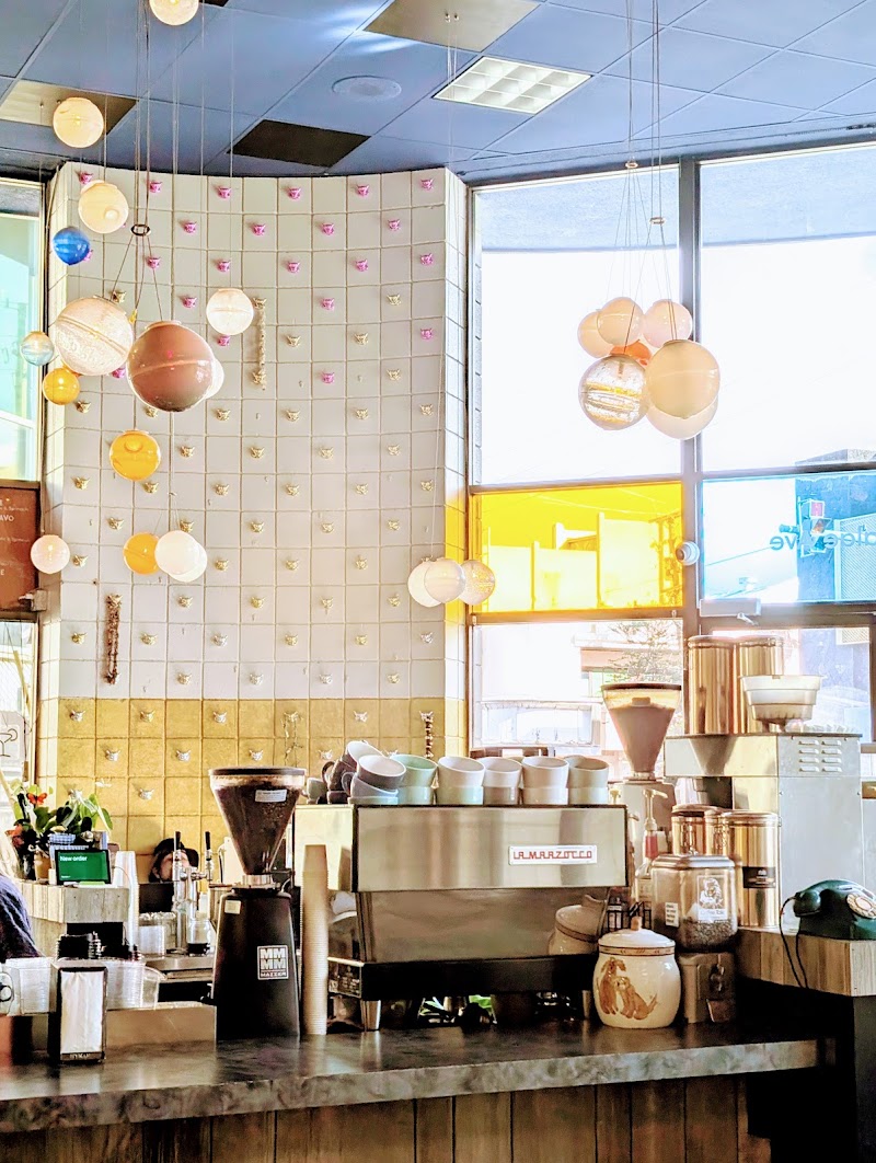 Talk Kaimuki photo 3