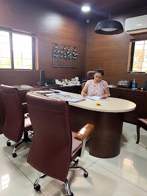 Dr Kesha Salvi | Best Gynaecologist | Deep Hospital | Anand - Image 2