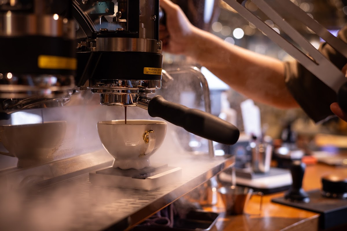 Wing’s Coffee & Bar photo 3