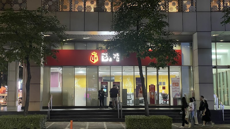 BPI 30Th St BGC Branch
