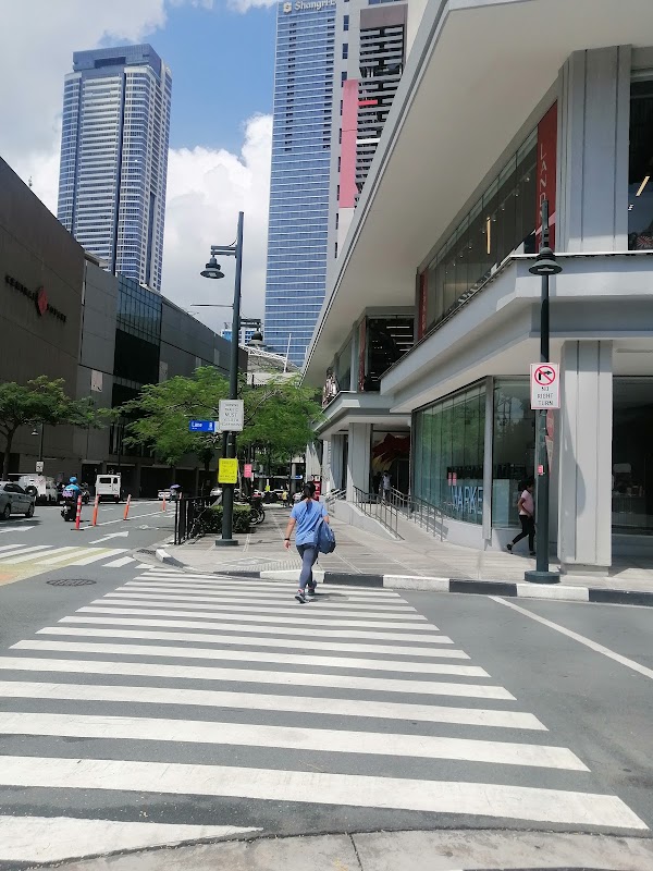 BPI 30Th St BGC Branch