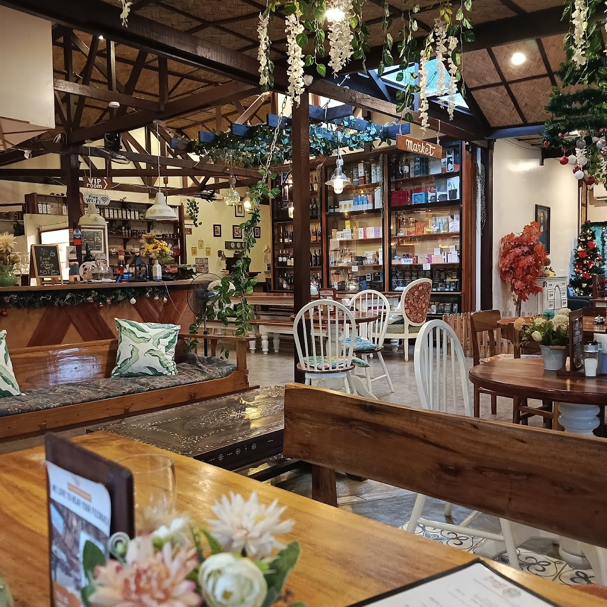 Max & Bunny in palawan